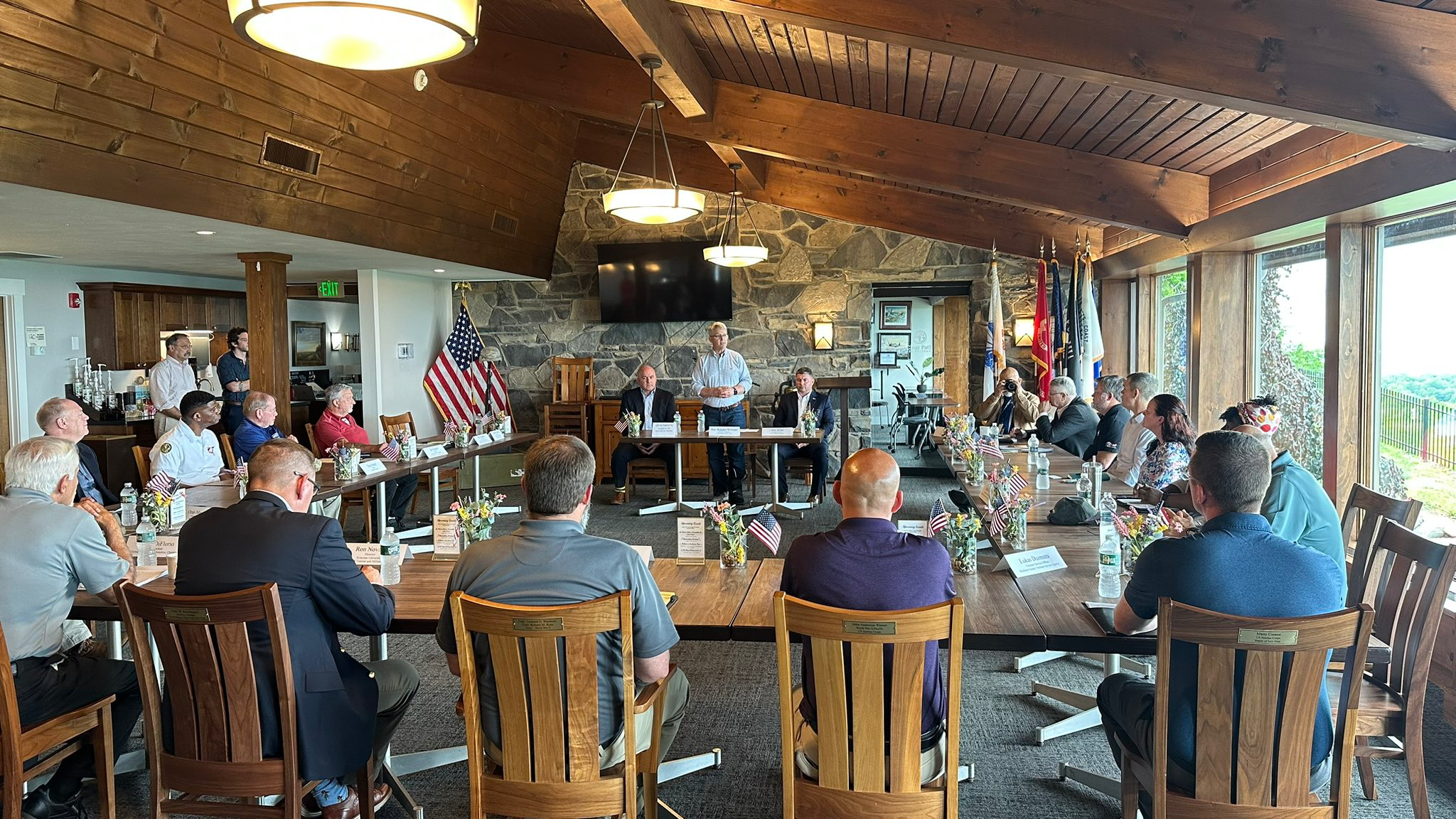 Rep. Williams holds Veterans' Advisory Council meeting