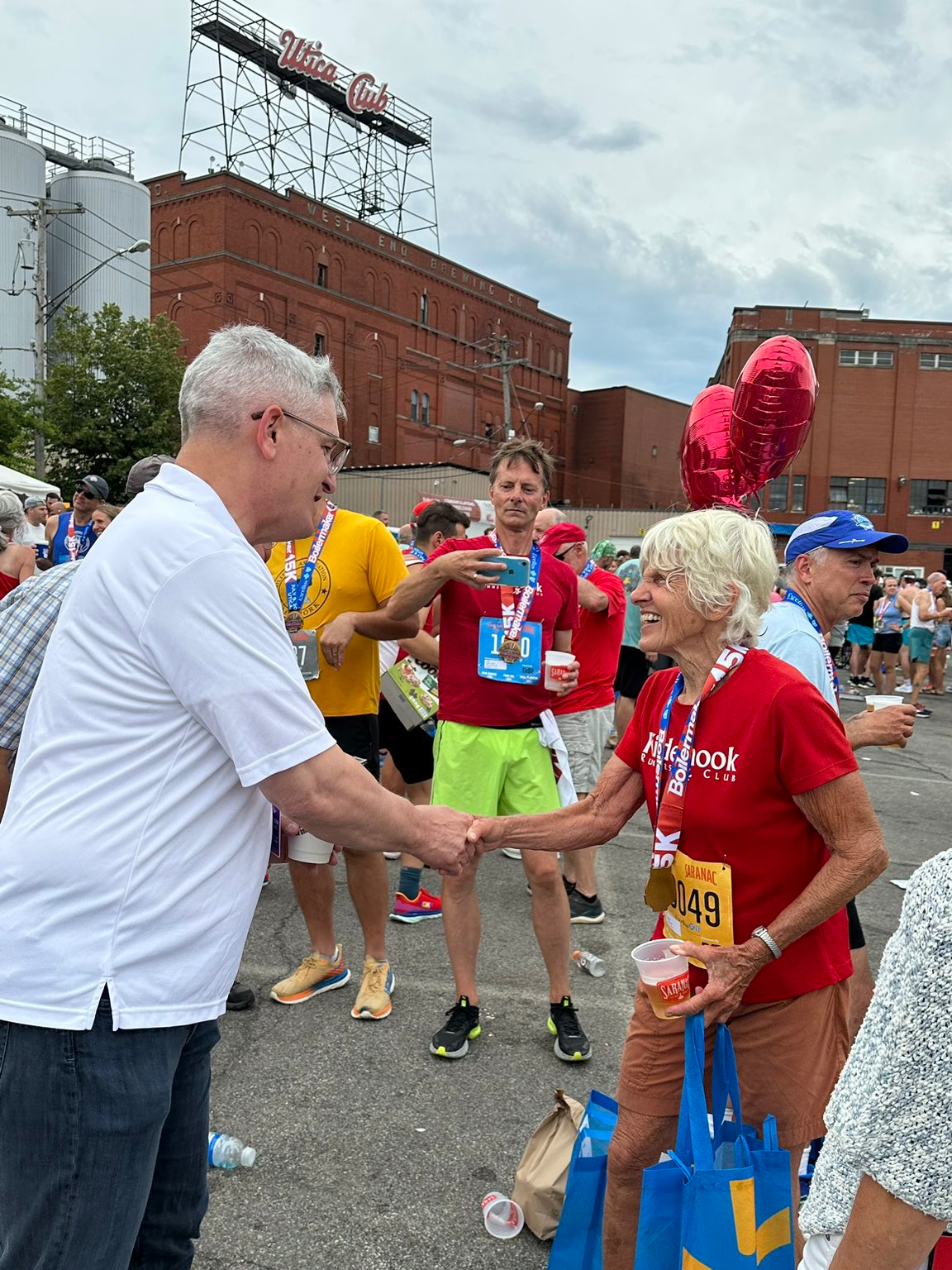 Rep. Williams attends Utica Boilermaker Road Race